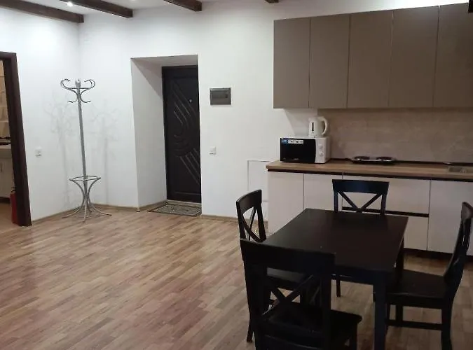 Apartamento дворівневі на площі ринок *